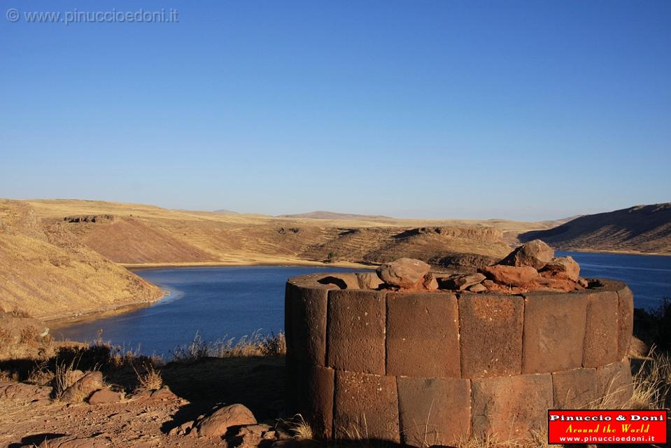 PERU - Sillustani - Lake Umayo  - 14.jpg